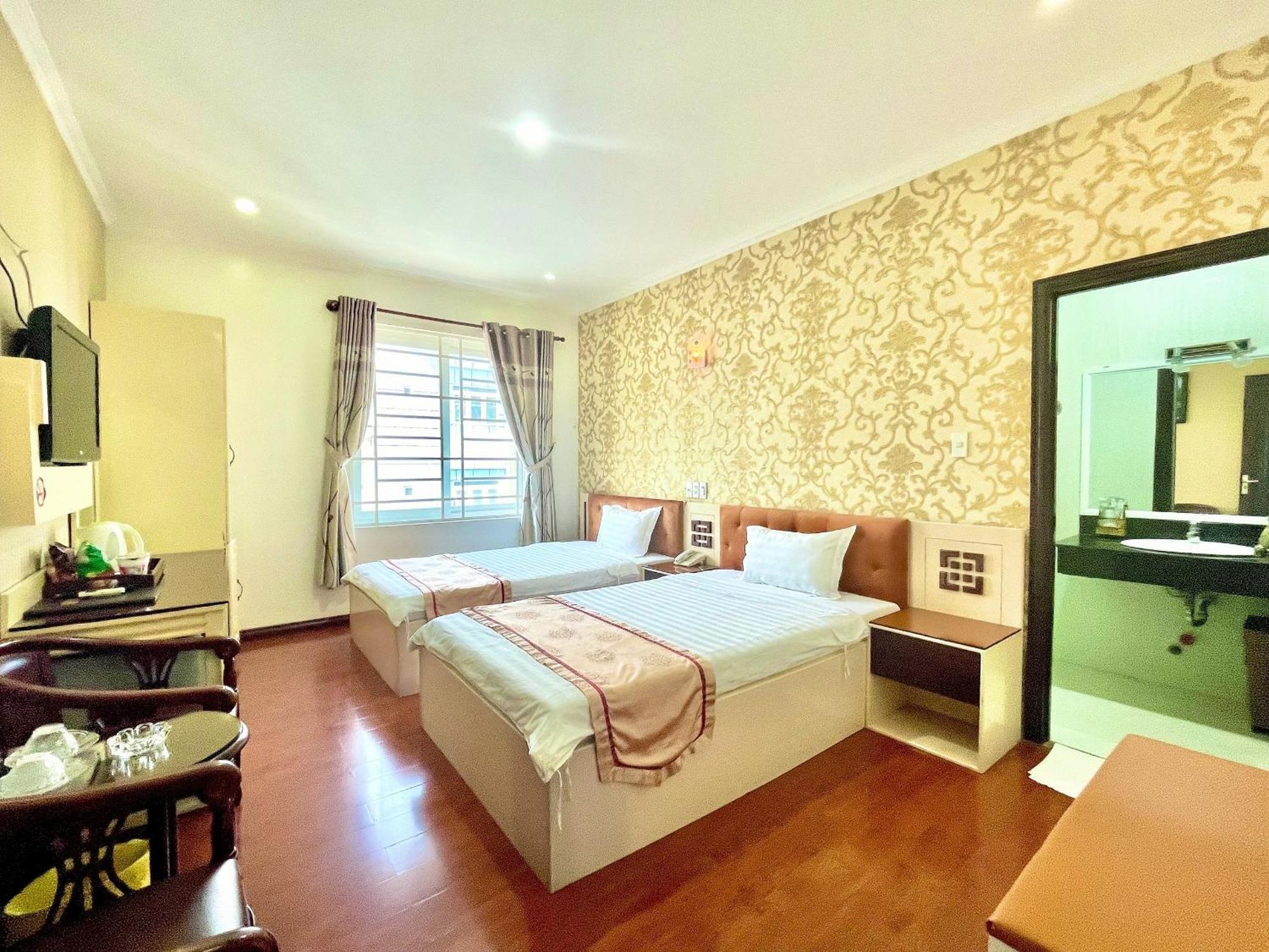 Linh Phuong 2 Hotel Cần Thơ Extérieur photo