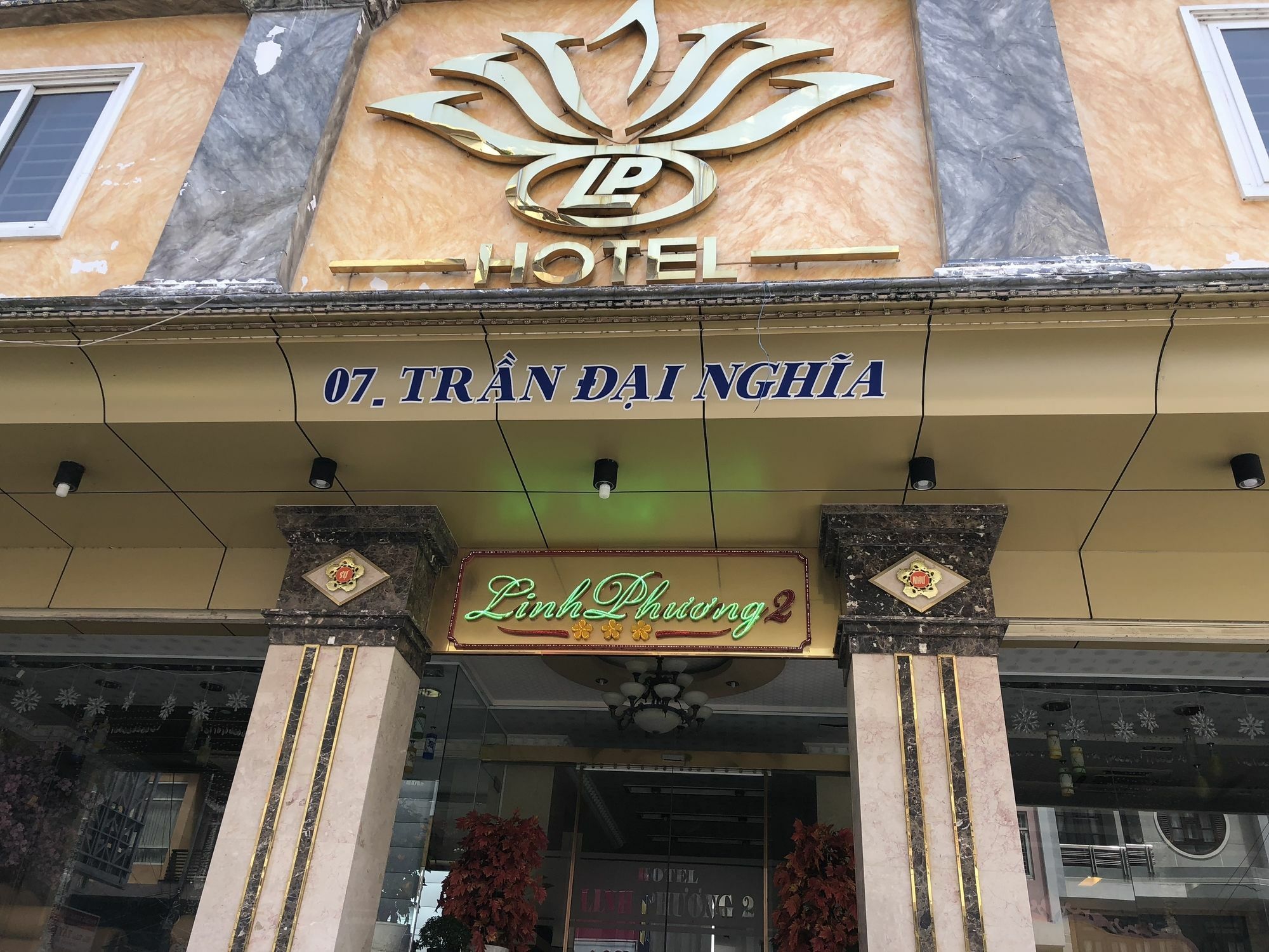 Linh Phuong 2 Hotel Cần Thơ Extérieur photo
